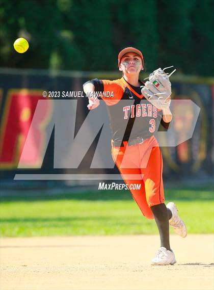 Thumbnail 1 in Lincoln @ Taft (CIF LACS DII Quarterfinals) photogallery.