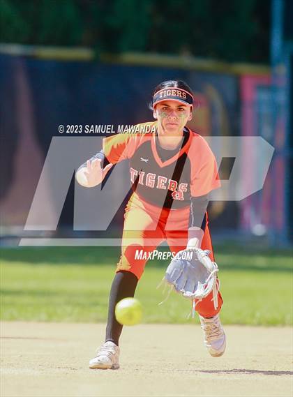 Thumbnail 1 in Lincoln @ Taft (CIF LACS DII Quarterfinals) photogallery.