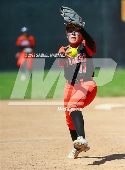 Thumbnail 2 in Lincoln @ Taft (CIF LACS DII Quarterfinals) photogallery.