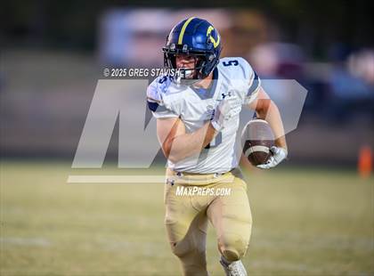 Thumbnail 2 in Cuthbertson @ Porter Ridge photogallery.