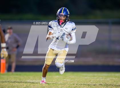Thumbnail 2 in Cuthbertson @ Porter Ridge photogallery.