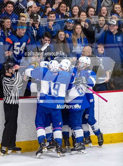 Thumbnail 2 in Stoneham vs Winthrop (MIAA Division 2 North 1st Round) photogallery.