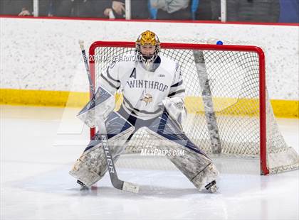 Thumbnail 3 in Stoneham vs Winthrop (MIAA Division 2 North 1st Round) photogallery.