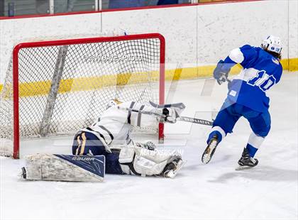 Thumbnail 3 in Stoneham vs Winthrop (MIAA Division 2 North 1st Round) photogallery.