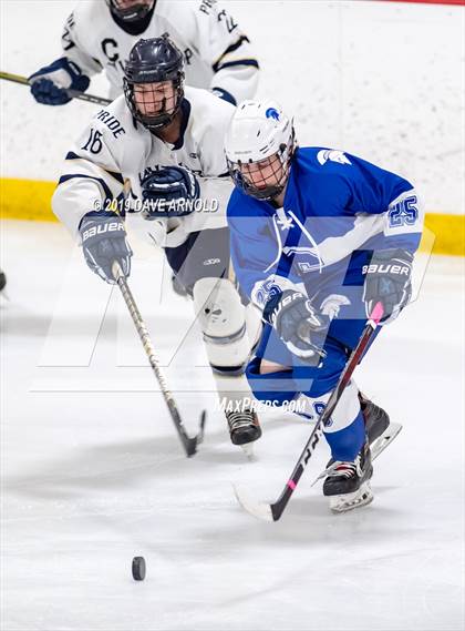 Thumbnail 3 in Stoneham vs Winthrop (MIAA Division 2 North 1st Round) photogallery.