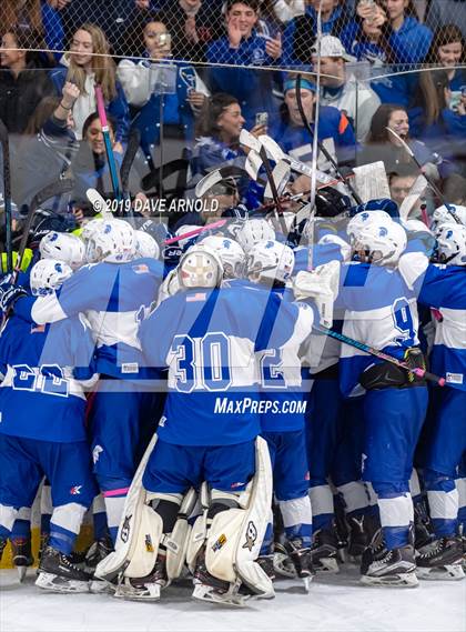 Thumbnail 2 in Stoneham vs Winthrop (MIAA Division 2 North 1st Round) photogallery.
