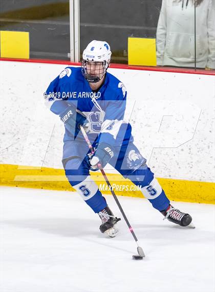 Thumbnail 3 in Stoneham vs Winthrop (MIAA Division 2 North 1st Round) photogallery.