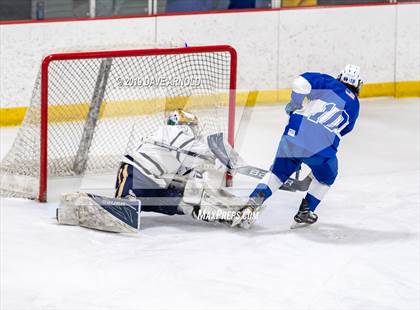 Thumbnail 2 in Stoneham vs Winthrop (MIAA Division 2 North 1st Round) photogallery.