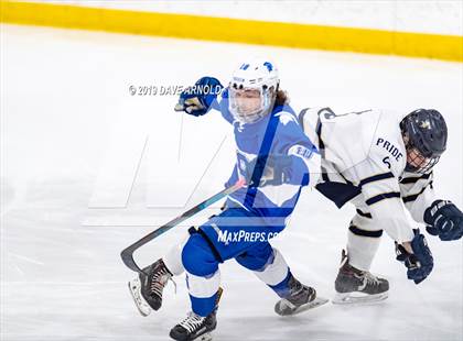 Thumbnail 3 in Stoneham vs Winthrop (MIAA Division 2 North 1st Round) photogallery.