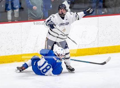 Thumbnail 3 in Stoneham vs Winthrop (MIAA Division 2 North 1st Round) photogallery.