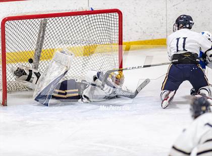 Thumbnail 3 in Stoneham vs Winthrop (MIAA Division 2 North 1st Round) photogallery.