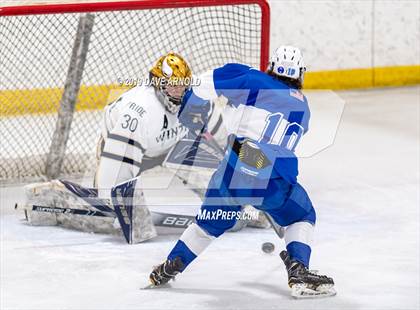Thumbnail 3 in Stoneham vs Winthrop (MIAA Division 2 North 1st Round) photogallery.