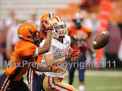 Thumbnail 2 in Liverpool vs. St. Francis Prep (Syracuse Kickoff Classic) photogallery.
