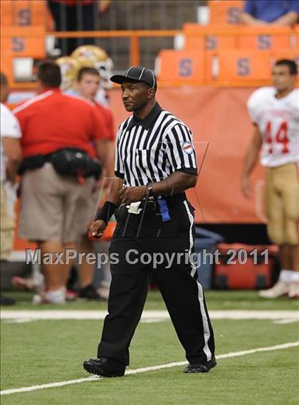 Thumbnail 1 in Liverpool vs. St. Francis Prep (Syracuse Kickoff Classic) photogallery.