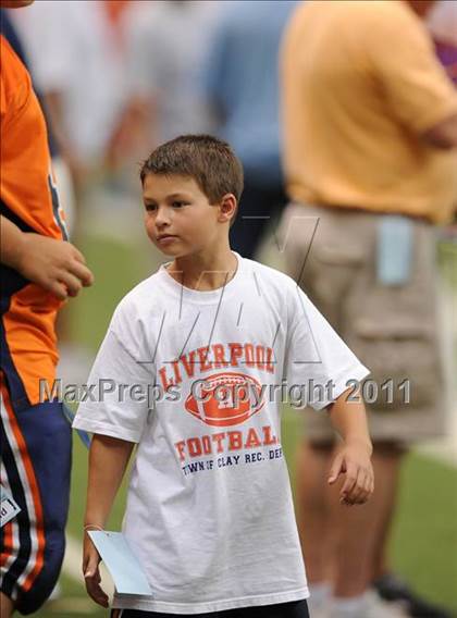 Thumbnail 1 in Liverpool vs. St. Francis Prep (Syracuse Kickoff Classic) photogallery.