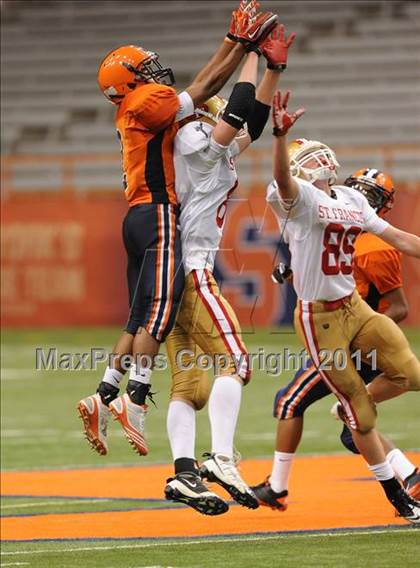 Thumbnail 2 in Liverpool vs. St. Francis Prep (Syracuse Kickoff Classic) photogallery.