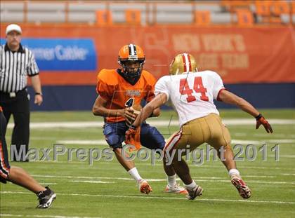 Thumbnail 3 in Liverpool vs. St. Francis Prep (Syracuse Kickoff Classic) photogallery.