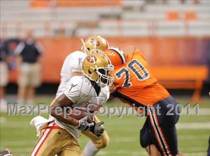 Thumbnail 1 in Liverpool vs. St. Francis Prep (Syracuse Kickoff Classic) photogallery.