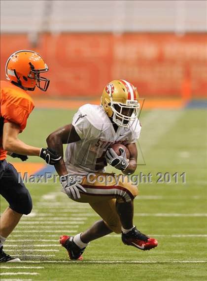Thumbnail 3 in Liverpool vs. St. Francis Prep (Syracuse Kickoff Classic) photogallery.