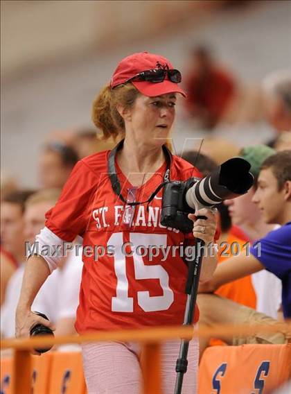 Thumbnail 2 in Liverpool vs. St. Francis Prep (Syracuse Kickoff Classic) photogallery.