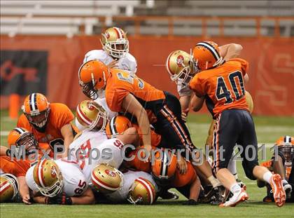 Thumbnail 2 in Liverpool vs. St. Francis Prep (Syracuse Kickoff Classic) photogallery.