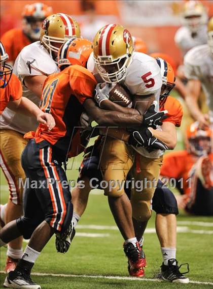 Thumbnail 3 in Liverpool vs. St. Francis Prep (Syracuse Kickoff Classic) photogallery.