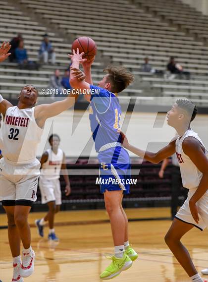 Thumbnail 3 in Clemens @ Roosevelt [Theodore] photogallery.