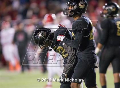 Thumbnail 2 in Redondo Union vs. Calabasas photogallery.
