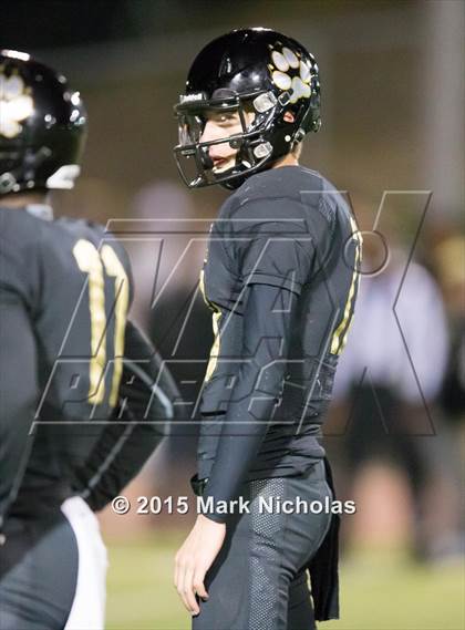 Thumbnail 2 in Redondo Union vs. Calabasas photogallery.