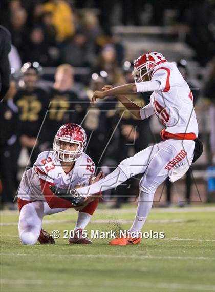 Thumbnail 3 in Redondo Union vs. Calabasas photogallery.