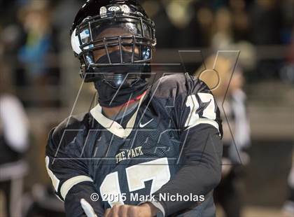 Thumbnail 3 in Redondo Union vs. Calabasas photogallery.