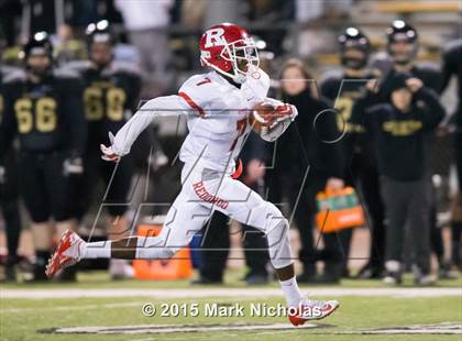 Thumbnail 3 in Redondo Union vs. Calabasas photogallery.