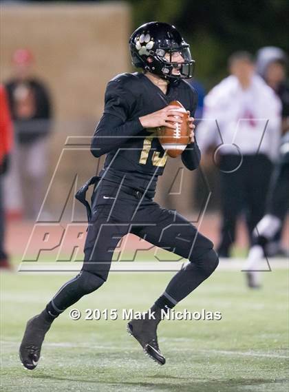 Thumbnail 2 in Redondo Union vs. Calabasas photogallery.