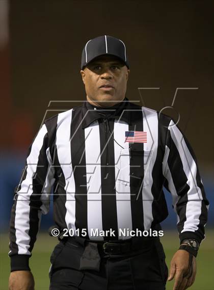 Thumbnail 3 in Redondo Union vs. Calabasas photogallery.