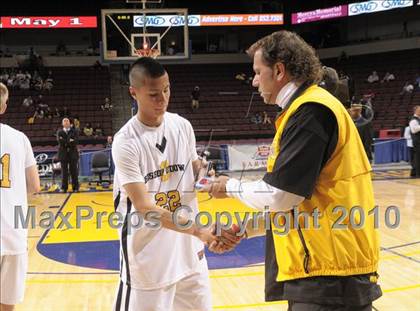 Thumbnail 2 in Bishop O'Dowd vs. Serra (CIF State D3 Award Photos) photogallery.