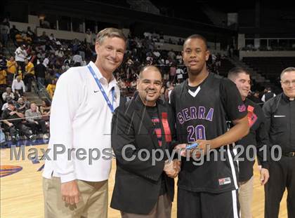 Thumbnail 2 in Bishop O'Dowd vs. Serra (CIF State D3 Award Photos) photogallery.