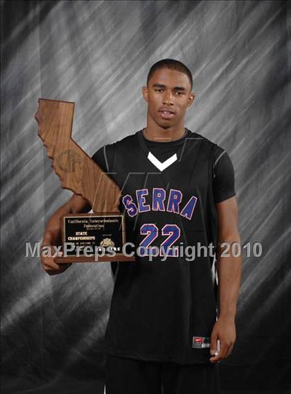 Thumbnail 2 in Bishop O'Dowd vs. Serra (CIF State D3 Award Photos) photogallery.