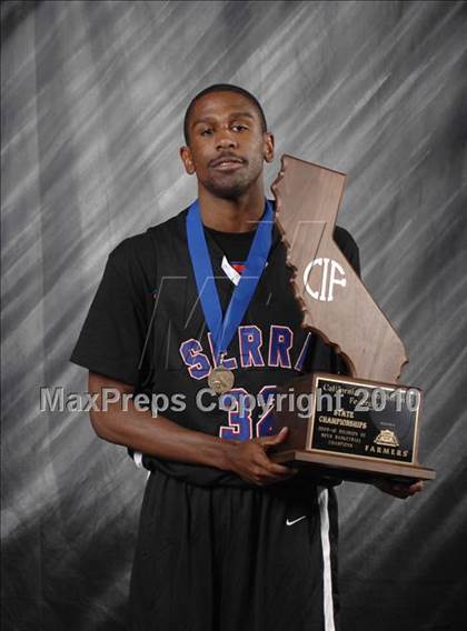 Thumbnail 1 in Bishop O'Dowd vs. Serra (CIF State D3 Award Photos) photogallery.