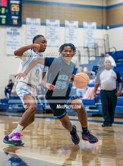 Thumbnail 3 in Denmark vs Seckinger (2023 Hounds Holiday Hoop Classic) photogallery.
