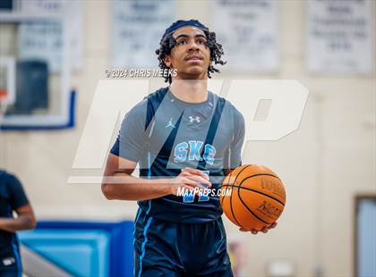 Thumbnail 2 in Denmark vs Seckinger (2023 Hounds Holiday Hoop Classic) photogallery.