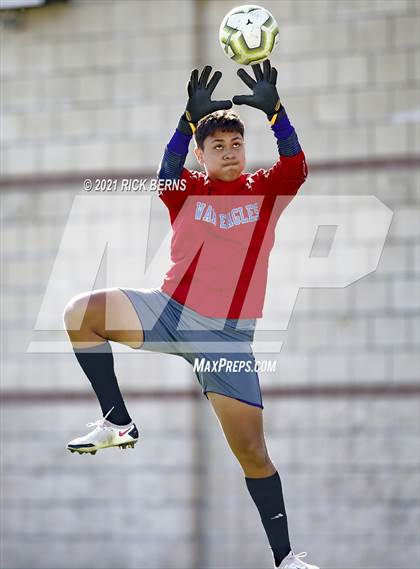 Thumbnail 2 in Oak Ridge vs Grand Oaks photogallery.