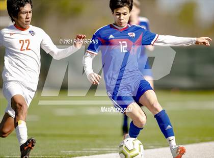 Thumbnail 1 in Oak Ridge vs Grand Oaks photogallery.
