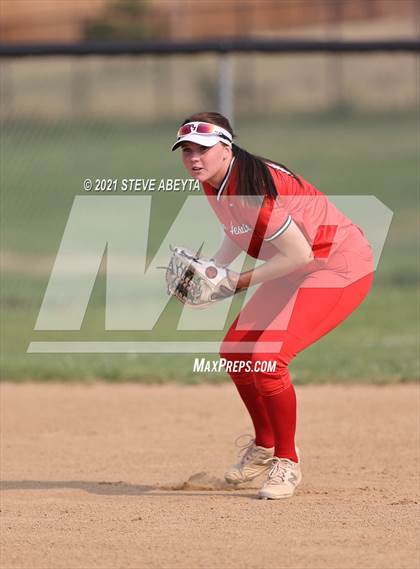 Thumbnail 1 in Regis Jesuit @ Grandview photogallery.