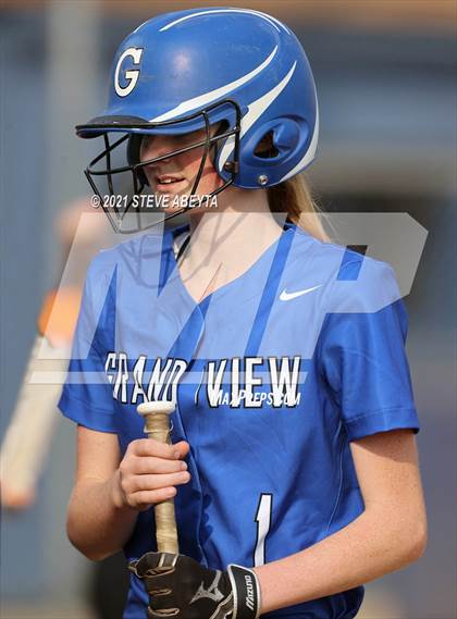 Thumbnail 1 in Regis Jesuit @ Grandview photogallery.
