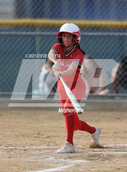 Thumbnail 1 in Regis Jesuit @ Grandview photogallery.