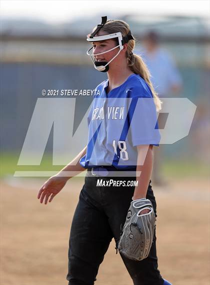 Thumbnail 2 in Regis Jesuit @ Grandview photogallery.