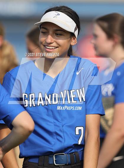Thumbnail 1 in Regis Jesuit @ Grandview photogallery.