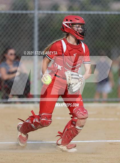 Thumbnail 1 in Regis Jesuit @ Grandview photogallery.