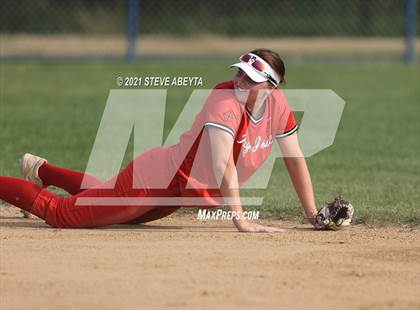 Thumbnail 3 in Regis Jesuit @ Grandview photogallery.