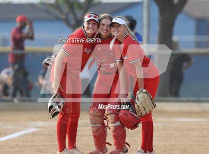 Thumbnail 2 in Regis Jesuit @ Grandview photogallery.